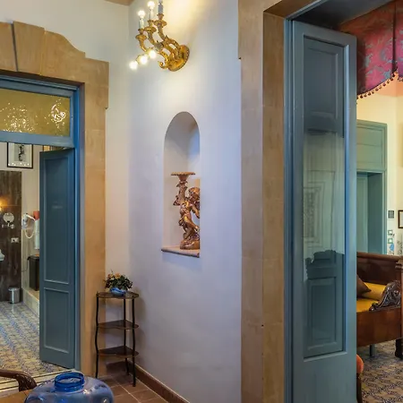 Nicolaci - Liberty Bed and Breakfast 4*